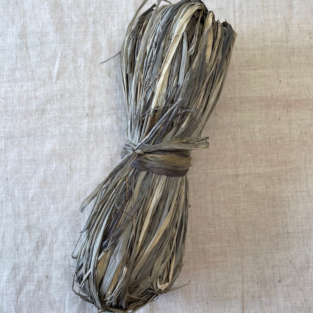 Raffia 50g Dappled Grey