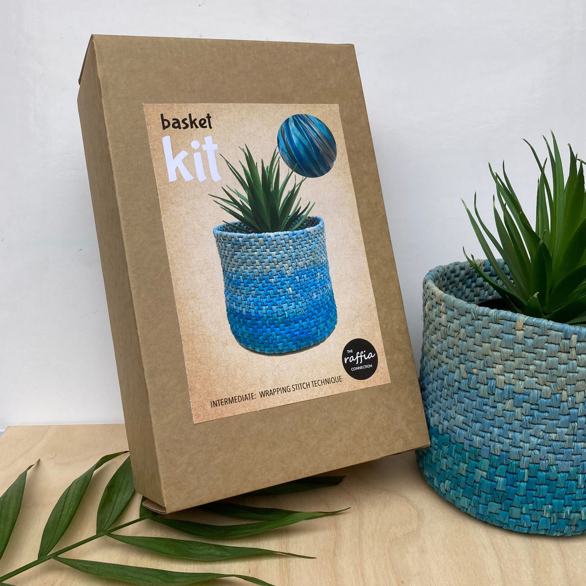 Raffia Basket Kit - Ombré Blue