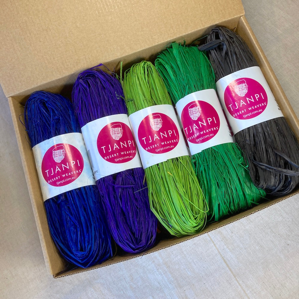 Tjanpi Raffia 25g Box of 10 Colours