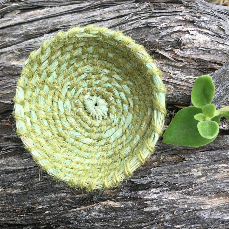 Raffia 50g - Alfalfa (Hand-dyed)